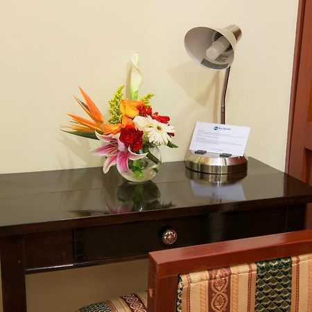 Best Western Las Mercedes Leon Exterior photo