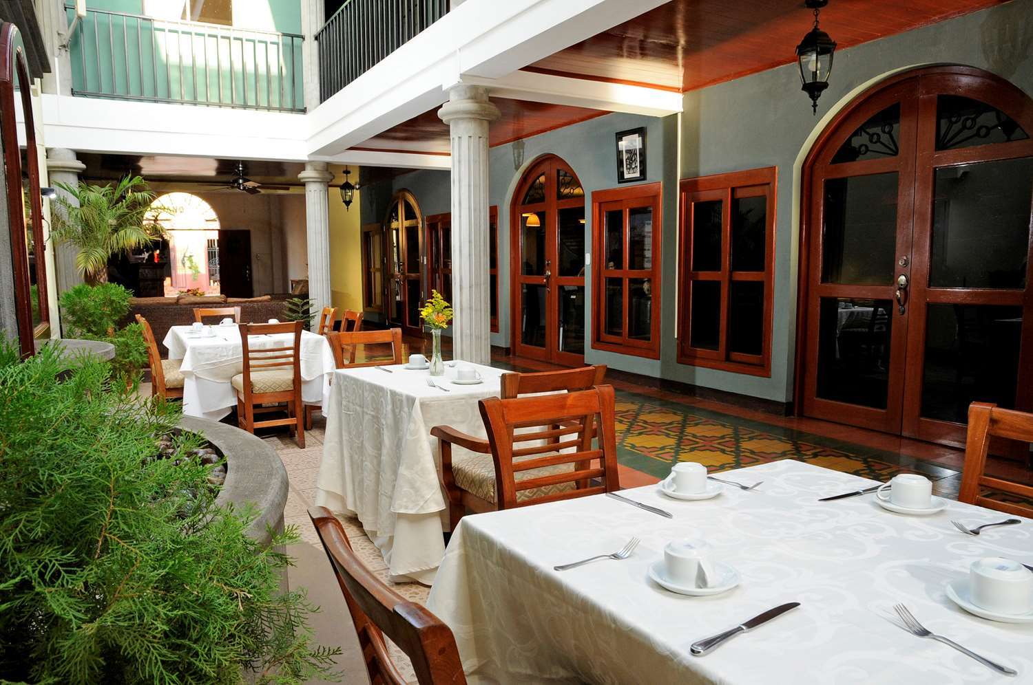 Best Western Las Mercedes Leon Exterior photo