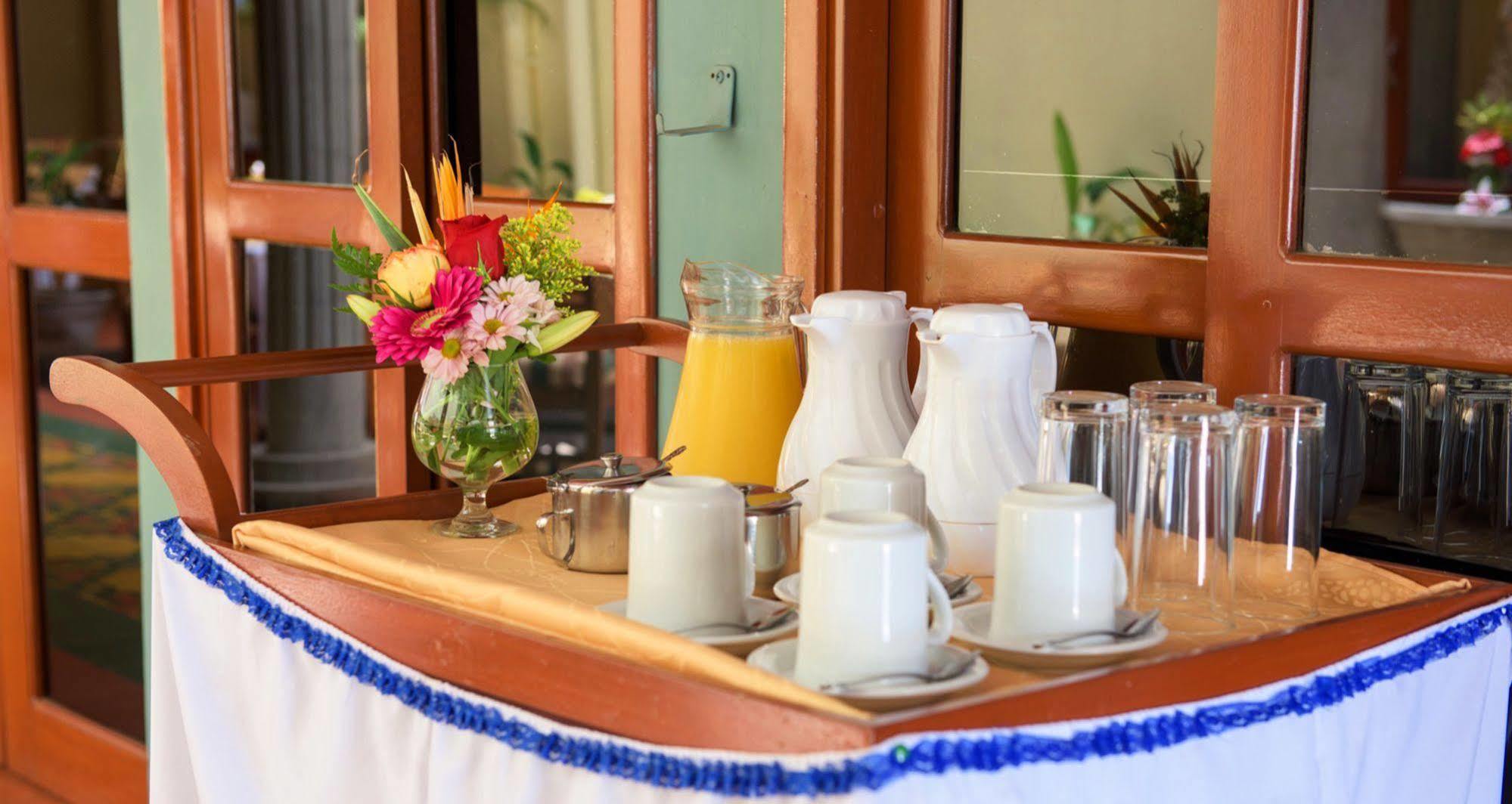 Best Western Las Mercedes Leon Exterior photo