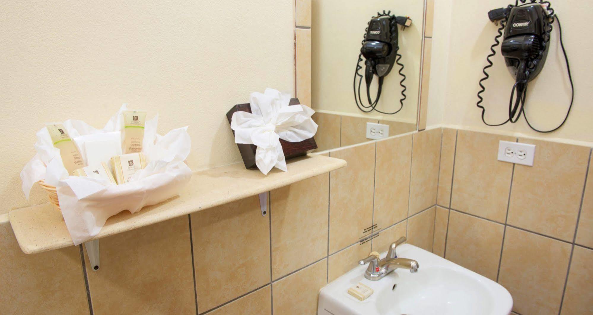 Best Western Las Mercedes Leon Exterior photo